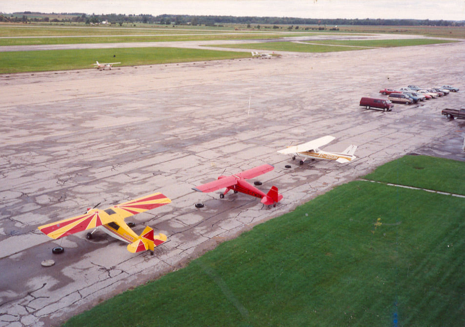 Letiště Centralia (Ontario, Kanada) – snímek pořízený v roce 1992 před zahájením prací