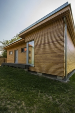 Obr. 3: Difuzně otevřená konstrukce nové dřevostavby nabízí díky vlastnostem foukané izolace příjemné a zdravé bydlení