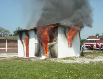 Obr. 9: Veselí nad Lužnicí – stav objektu před zásahem hasičů