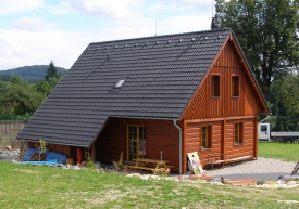 Dům ATREA/juwi smartHome – energeticky efektivní „roubenka“, Polevsko CENA PRE