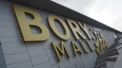 Fasádní systém Ruukki Forma pro nákupní centrum Bory Mall