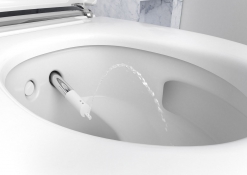 Patentovaná technologie sprchování WhirlSpray se dvěma tryskami zajišťuje cílené, důkladné a příjemné očištění 