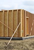 Obr. 10: Dřevěná konstrukce obvodových stěn
