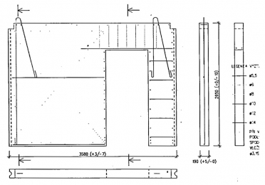 Obr. 4: Výztuž stěnového panelu T-06B, středočeská varianta, panel s dveřním otvorem; panel má po obvodě lemovací výztuž; nadpraží a tenčí sloupek jsou silněji vyztuženy. Tato varianta má tloušťky panelů 140 nebo 190 mm, únosnost panelů byla ve třech variantách i z hlediska kvality betonů.