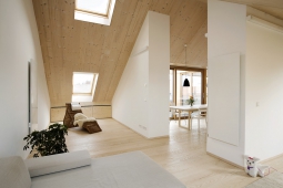 Dřevo má v architektuře své nenahraditelné místo; autor: strobl architektur, (foto Patricia Weisskirchner)