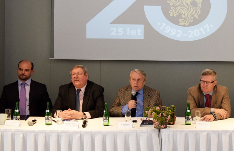 Zleva: David Dvořák, Ladislav Bukovský, Pavel Křeček a Robert Špalek