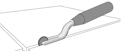 Obr. 5a: Aplikace pružného provazce do spáry