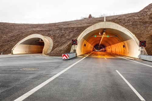 Obr. 4: D8 – Tunel Radejčín