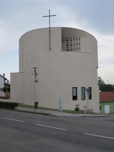 Nový kostel v Sazovicích