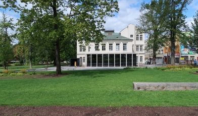 Přístavba k bývalé škole ve Zlíně (mudrik architects)
