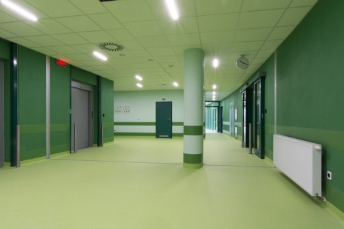 Nemocnice v Třebíči má nový pavilon s podlahovými krytinami Gerflor