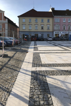 Štěrbinové odvodnění MEA na náměstí v Soběslavi