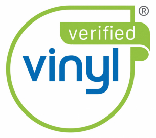 Logo VinylPlus, které získá výrobce oddaný udržitelnému rozvoji