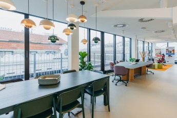 Spaces otevřel své první centrum sdílených kanceláří v Praze