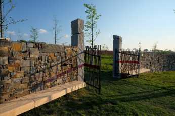Hřbitov Dolní Břežany, foto archiv Zahradní Architektura Kurz