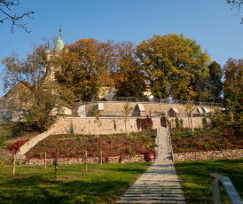 Park pod kostelem v Tišnově, foto Miloš Buček a archiv SZÚZ