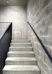Prefabrikovaná schodiště z lehčeného liaporbetonu