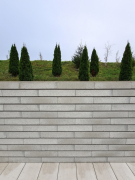 Kvalitní zeď zamezí nechtěným pohledům, ale poskytne i žádoucí zvukovou izolaci (zdroj: Presbeton)