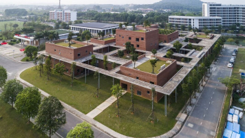 Viettel Academy Educational Center, Vietnam – VTN Architects (foto: Hiroyuki Oki)