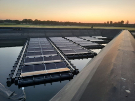 Řešení ClicFloats slouží k instalaci plovoucích solárních panelů na velkých rezervoárech vody využívaných k zavlažování v zemědělství (zdroj: Wavin)