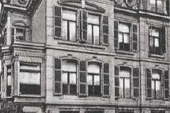 Obr. 1: Foto budovy v r. 1910
