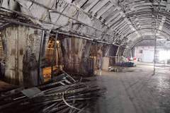 Po odstrojení se na některých nosných konstrukcích ukázalo, že jsou v mnohem horším stavu, než předpokládala projektová dokumentace (foto: HOCHTIEF CZ)