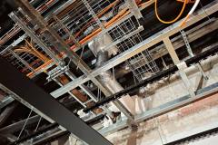 Instalace podhledu (foto: HOCHTIEF CZ)