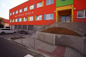 Přístavba mateřské školy z modulů Fagus