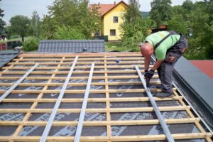 „Střecha ve střeše“ – fotovoltaická instalace pro novostavby a rekonstruované střechy