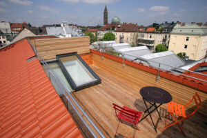 Solara nabízí střešní dveře na ploché střechy a střešní zahrady jako typový výrobek