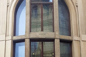 Úpravy původních oken modernizovaných historických budov a zachování jejich autenticity