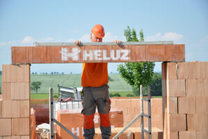 HELUZ se jako první výrobce stavebních systémů stal členem Svazu podnikatelů ve stínicí technice