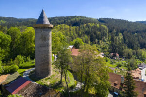 Rekonstrukce gotické věže Jakobínka na hradě Rožmberku