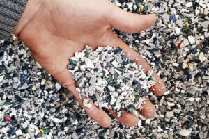 Plasticiet – designové deskové materiály z recyklovaných plastů