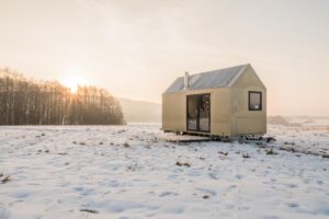 Dům na kolech Mobile Hut zvládne i home office