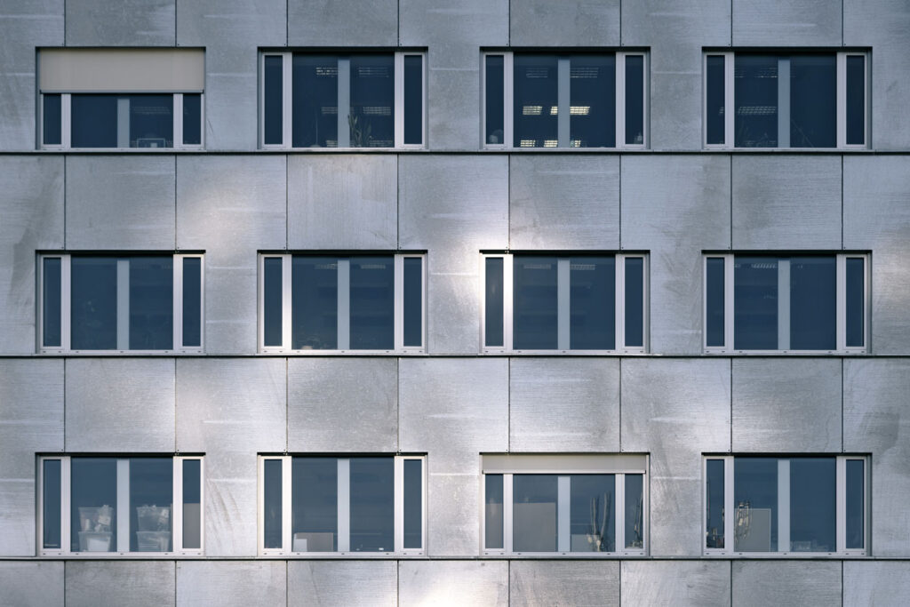 MATERIÁLY PRO STAVBU