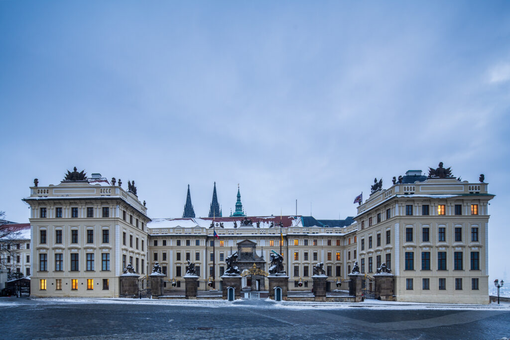 MATERIÁLY PRO STAVBU