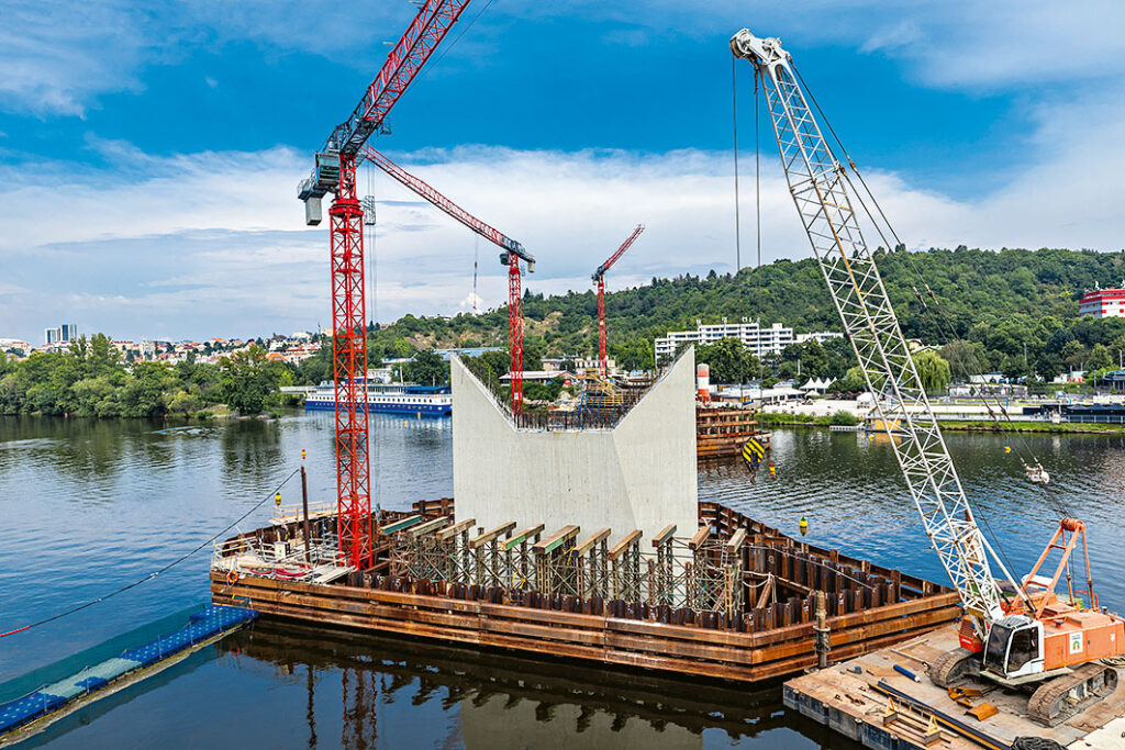 MATERIÁLY PRO STAVBU