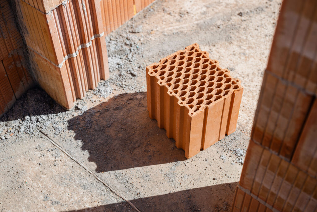 MATERIÁLY PRO STAVBU