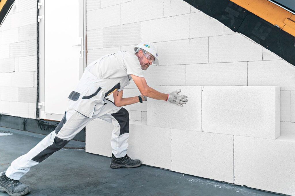 MATERIÁLY PRO STAVBU