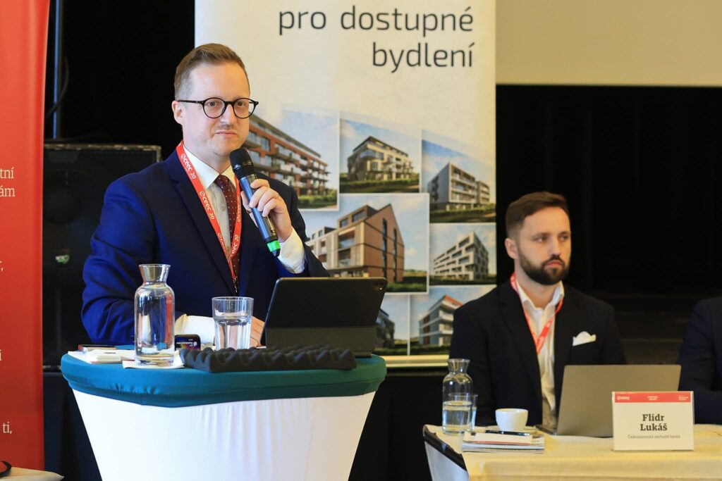 MATERIÁLY PRO STAVBU