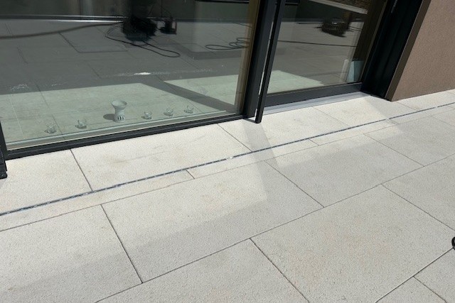 MATERIÁLY PRO STAVBU