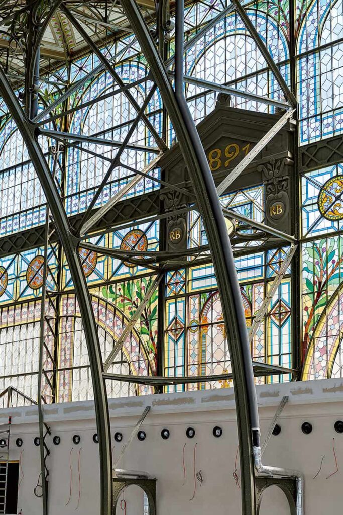 Pohled na edikulu z interiéru střední haly (foto: Jiří Šebek, archiv Výstaviště Praha, a. s.)